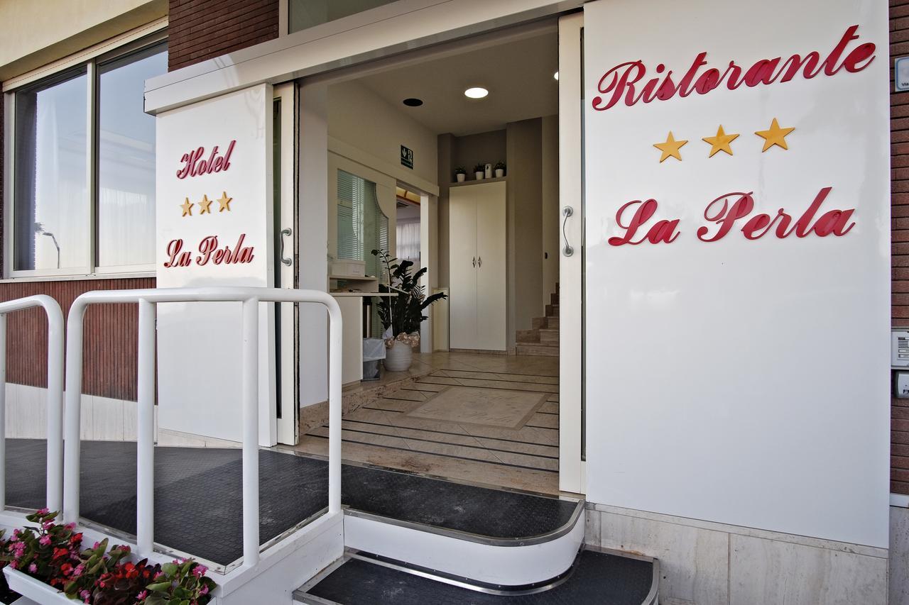 Hotel La Perla Cupra Marittima Exterior foto