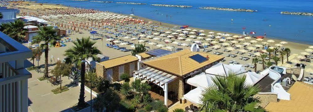 Hotel La Perla Cupra Marittima Exterior foto